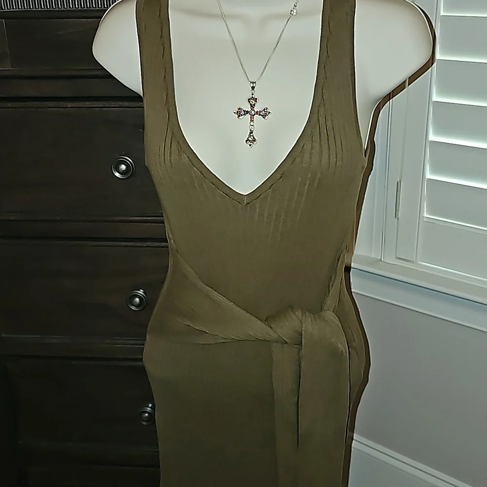 Good  American Rib Knit Tie waist dress - Picture 2 of 6